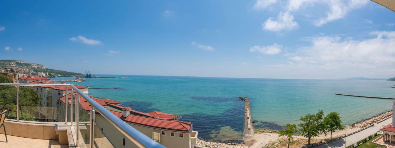 Sea View In Princess Апартамент *